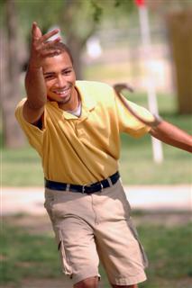 Playing Horseshoes Nashville Shores