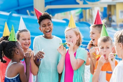 Kids celebrating at a birthday party at Nashville Shores Waterpark