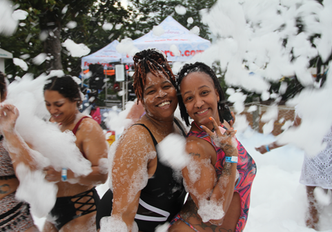 Adult Pool Party Friends Foam Party Web Wags Waves